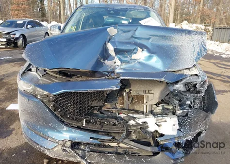 2021 Mazda Cx-5 Touring z USA, uszkodzony, nr VIN JM3KFBCM5M1349762